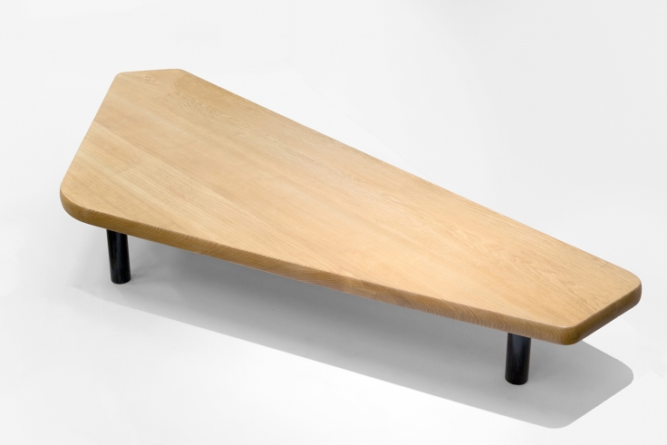 Charlotte Perriand Table basse à cinq pans